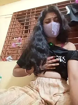 Snapshot of queenneha69 chatting on June 10, 5:34 pm queenneha69 online show from June 10, 5:34 pm