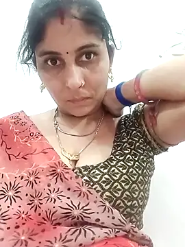 Snapshot of Hot_ree85 chatting on May 4, 4:14 pm Hot ree85 online show from May 4, 4:14 pm