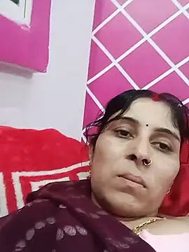 Snapshot of Hot_ree85 chatting on June 2, 2:41 pm Hot ree85 online show from June 2, 2:41 pm