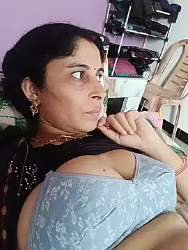 Hot ree85 online show from July 24, 4:10 am