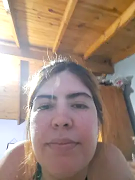 Snapshot of mililena1 chatting on March 5, 12:17 am mililena1 online show from March 5, 12:17 am