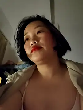   BingBing   online show from February 23, 8:17 pm