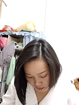   BingBing   online show from March 8, 8:34 pm