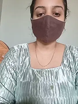 Snapshot of Tamilfathi chatting on June 10, 5:28 am Tamilfathi online show from June 10, 5:28 am