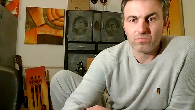 Snapshot of Hakfin666 chatting on May 2, 7:30 pm Hakfin666 online show from May 2, 7:30 pm