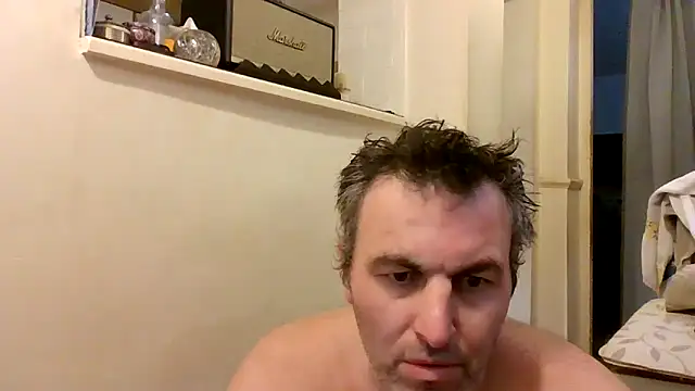 Snapshot of Hakfin666 chatting on May 8, 5:02 am Hakfin666 online show from May 8, 5:02 am