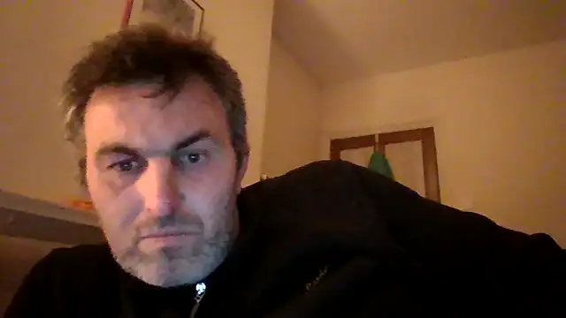 Snapshot of Hakfin666 chatting on May 11, 9:23 pm Hakfin666 online show from May 11, 9:23 pm
