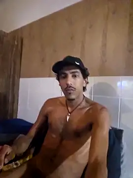 Snapshot of Yourboys26 chatting on March 28, 12:43 am Yourboys26 online show from March 28, 12:43 am