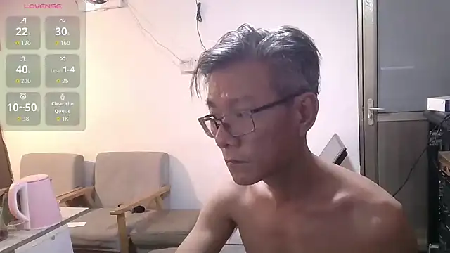 me-great online show from February 6, 12:30 pm