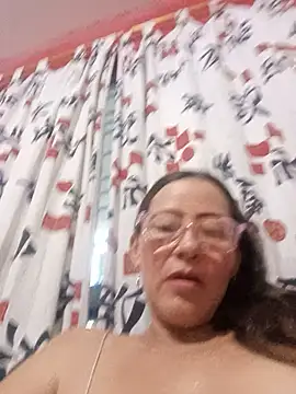 Snapshot of Salome_69 chatting on June 5, 10:15 pm Salome 69 online show from June 5, 10:15 pm