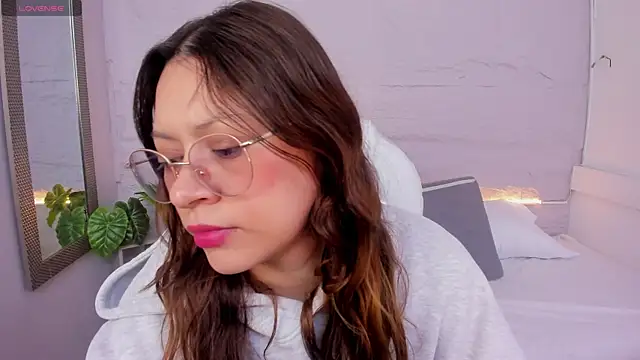 Snapshot of lanna_18_ chatting on May 13, 11:40 am lanna 18 online show from May 13, 11:40 am