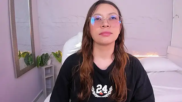 Snapshot of lanna_18_ chatting on May 22, 11:38 am lanna 18 online show from May 22, 11:38 am