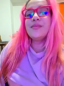 Snapshot of Nova-Satela chatting on January 6, 7:39 pm Nova-Satela online show from January 6, 7:39 pm