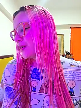 Snapshot of Nova-Satela chatting on January 9, 5:48 pm Nova-Satela online show from January 9, 5:48 pm