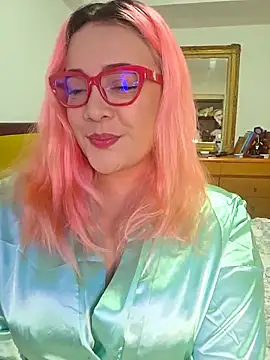 Snapshot of Nova-Satela chatting on February 1, 6:06 pm Nova-Satela online show from February 1, 6:06 pm