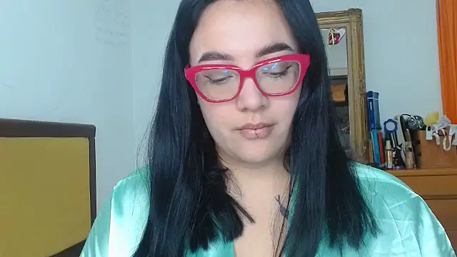 Snapshot of Nova-Satela chatting on February 25, 6:06 pm Nova-Satela online show from February 25, 6:06 pm