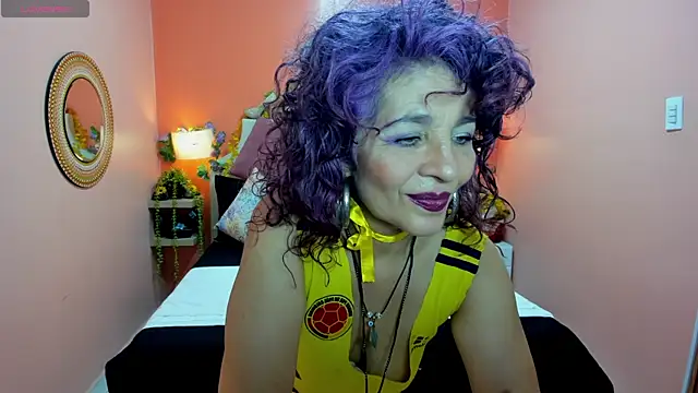 Snapshot of Dalila_Najjar_ chatting on June 11, 2:48 pm Dalila Najjar online show from June 11, 2:48 pm