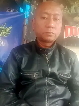 Snapshot of Mp3t chatting on January 18, 8:40 am Mp3t online show from January 18, 8:40 am