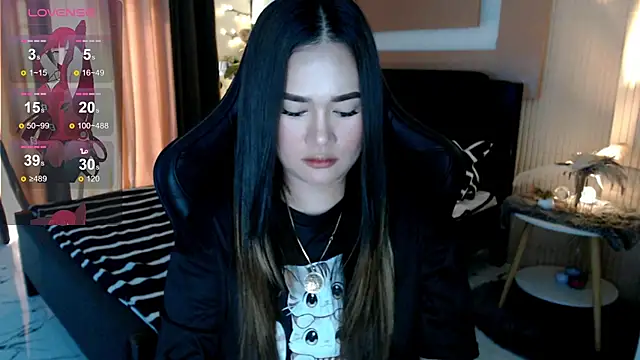 simplykhate online show from January 14, 1:33 am