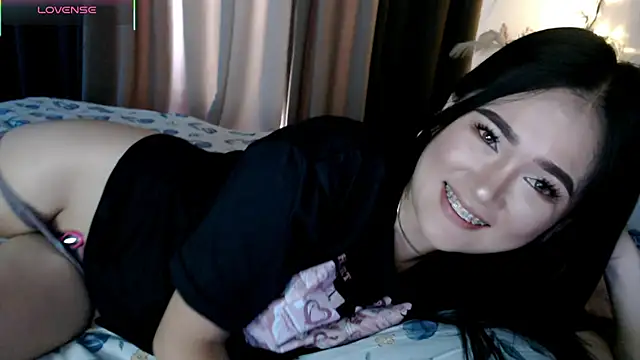 Snapshot of simplykhate chatting on July 22, 1:41 am simplykhate online show from July 22, 1:41 am