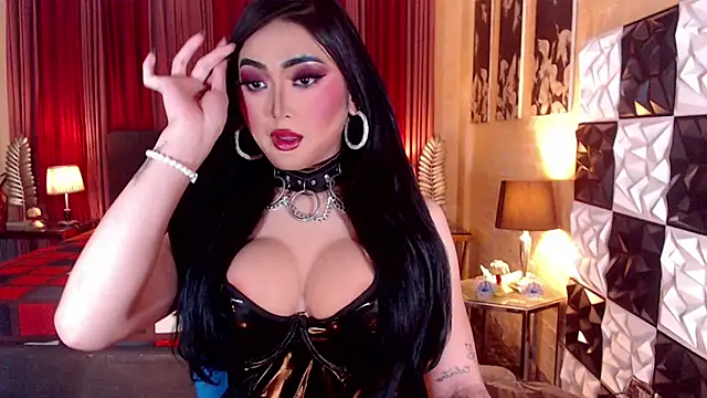Snapshot of SeductiveJilianTS chatting on February 9, 5:28 pm SeductiveJilianTS online show from February 9, 5:28 pm