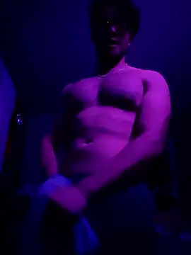 Snapshot of okada2900 chatting on January 10, 3:19 am okada2900 online show from January 10, 3:19 am