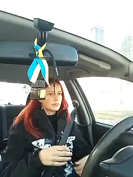 Lily Viola online show from March 12, 6:30 am