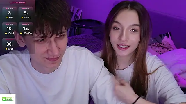 Snapshot of Candyy_Molly chatting on March 23, 10:08 am Candyy Molly online show from March 23, 10:08 am