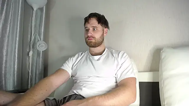 LorenzoLux online show from October 12, 5:45 pm