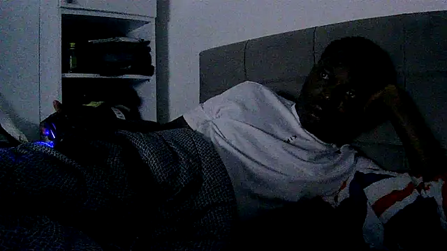 Snapshot of Bigchocco chatting on April 15, 8:20 pm Bigchocco online show from April 15, 8:20 pm