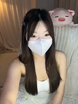 Snapshot of _xiaoxinxin_ chatting on May 11, 4:04 pm xiaoxinxin online show from May 11, 4:04 pm