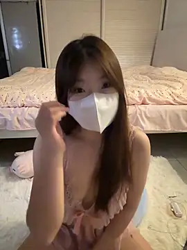 Snapshot of _xiaoxinxin_ chatting on May 22, 3:06 pm xiaoxinxin online show from May 22, 3:06 pm