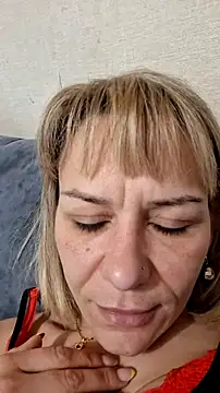 Snapshot of MissKryss chatting on February 23, 5:21 pm MissKryss online show from February 23, 5:21 pm