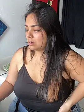 Snapshot of Bigbooty_sex chatting on May 25, 3:07 pm Bigbooty sex online show from May 25, 3:07 pm