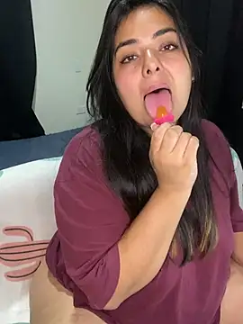 Snapshot of Bigbooty_sex chatting on July 4, 3:24 am Bigbooty sex online show from July 4, 3:24 am