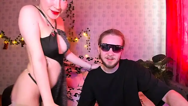 swiity room  online show from May 10, 2:11 pm