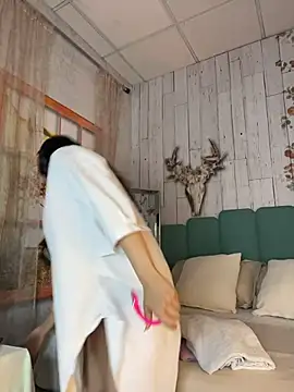ShyDesireXXX online show from July 15, 9:09 pm