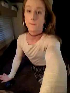 Snapshot of ThaTgirlAlli chatting on January 16, 8:35 pm ThaTgirlAlli online show from January 16, 8:35 pm