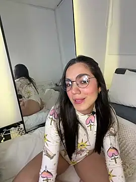 EVA WILD1 online show from March 17, 11:41 pm