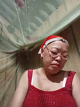 Snapshot of Agnes-baby chatting on May 26, 2:57 pm Agnes-baby online show from May 26, 2:57 pm