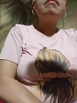 Snapshot of Agnes-baby chatting on June 11, 10:19 pm Agnes-baby online show from June 11, 10:19 pm