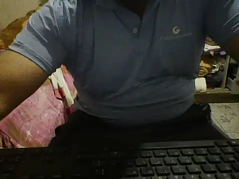 Snapshot of Twoo18 chatting on January 17, 12:21 pm Twoo18 online show from January 17, 12:21 pm