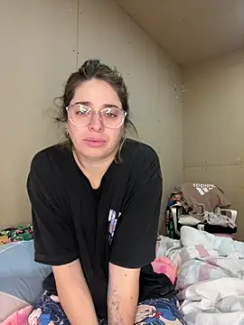 Snapshot of soyanahii chatting on June 18, 12:42 pm soyanahii online show from June 18, 12:42 pm