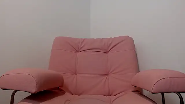 Snapshot of IVANNAFOXvh chatting on April 24, 1:46 pm IVANNAFOXvh online show from April 24, 1:46 pm