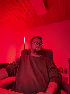 Dominic2295 online show from January 18, 1:37 pm