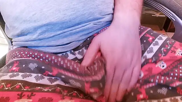 Dominic2295 online show from February 9, 5:17 pm