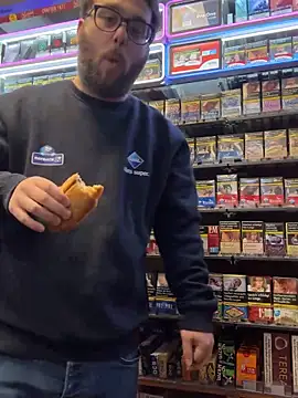 Dominic2295 online show from February 13, 5:03 am