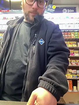 Dominic2295 online show from February 23, 5:16 am