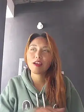 Velvet Moon33 online show from April 12, 6:46 pm