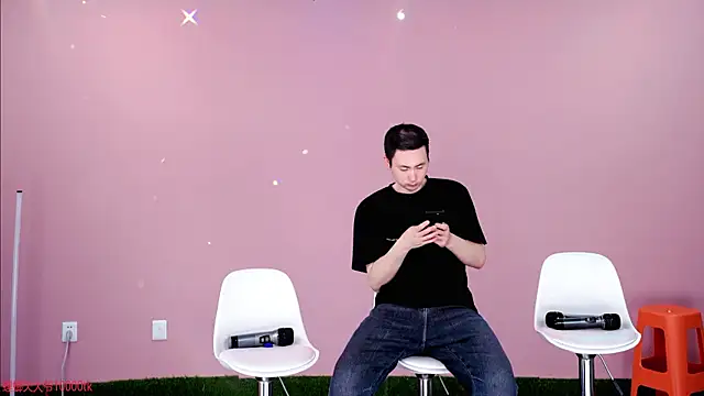 w-lucky online show from March 7, 1:52 pm